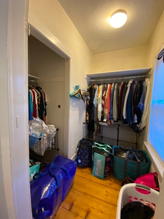 Building Photo - 24 Concord St