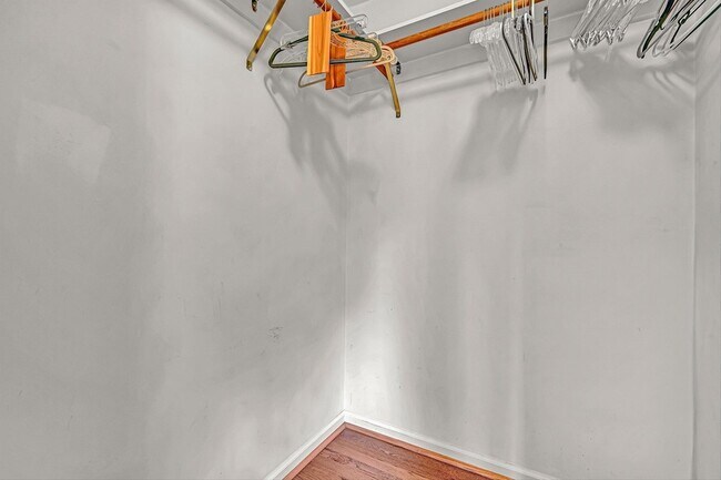 Building Photo - 3273 Forest Ridge Rd