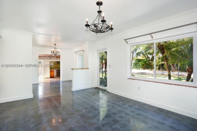 Building Photo - 6116 SW 46th St