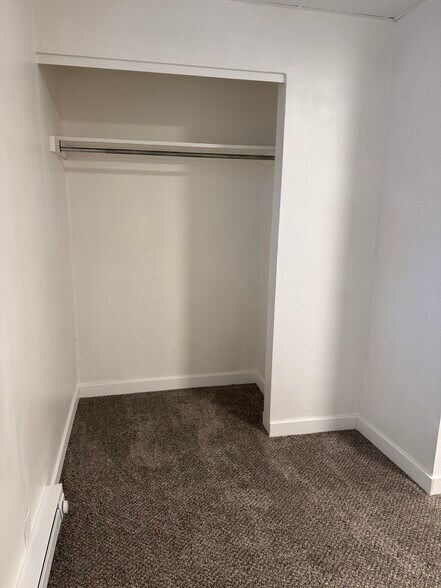 Building Photo - 516 8th St S