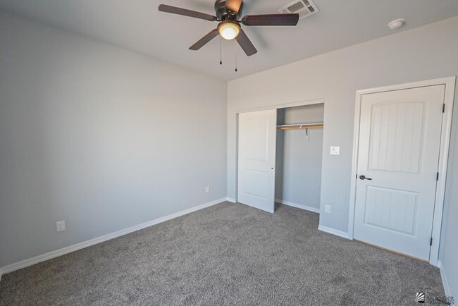 Building Photo - 13135 E 55th Ln