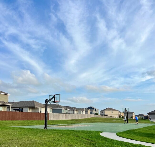 Building Photo - 10233 Crescendo Ln