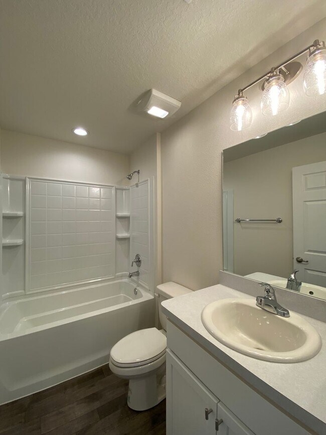 Building Photo - Desirable Citrus Springs Neighborhood 4/2/2 *WON'T LAST*