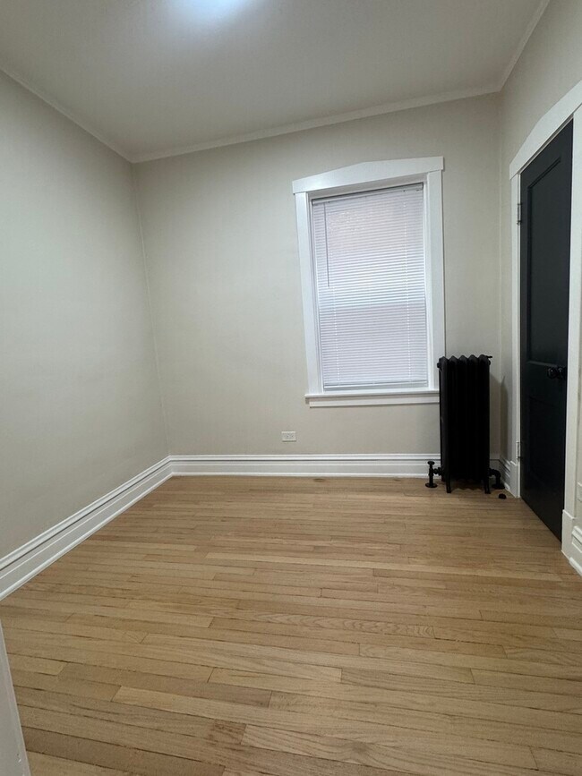 Building Photo - 1807 S 49th Ct