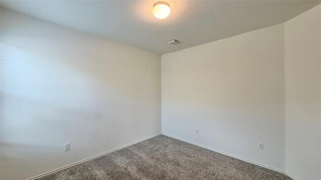 Building Photo - 21601 Quick Fox Dr