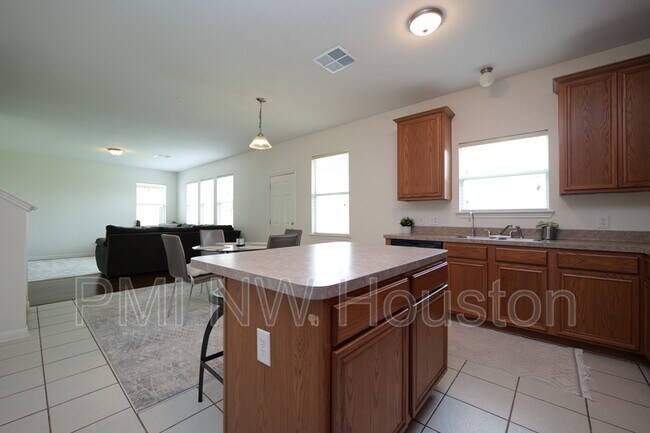 Building Photo - 1203 Lavender Shade Ct