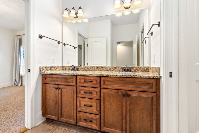 Building Photo - 1101 Blackman Cir