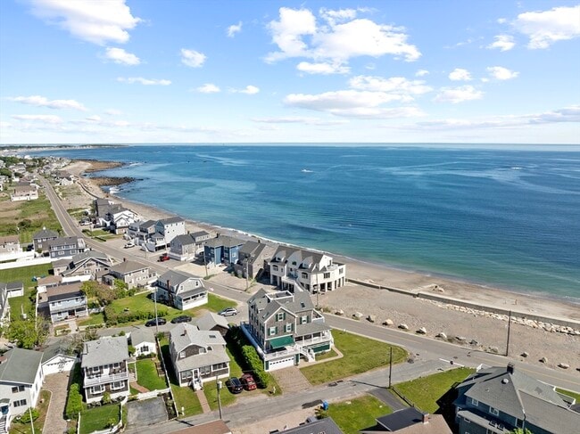 Building Photo - 43 Oceanside Dr