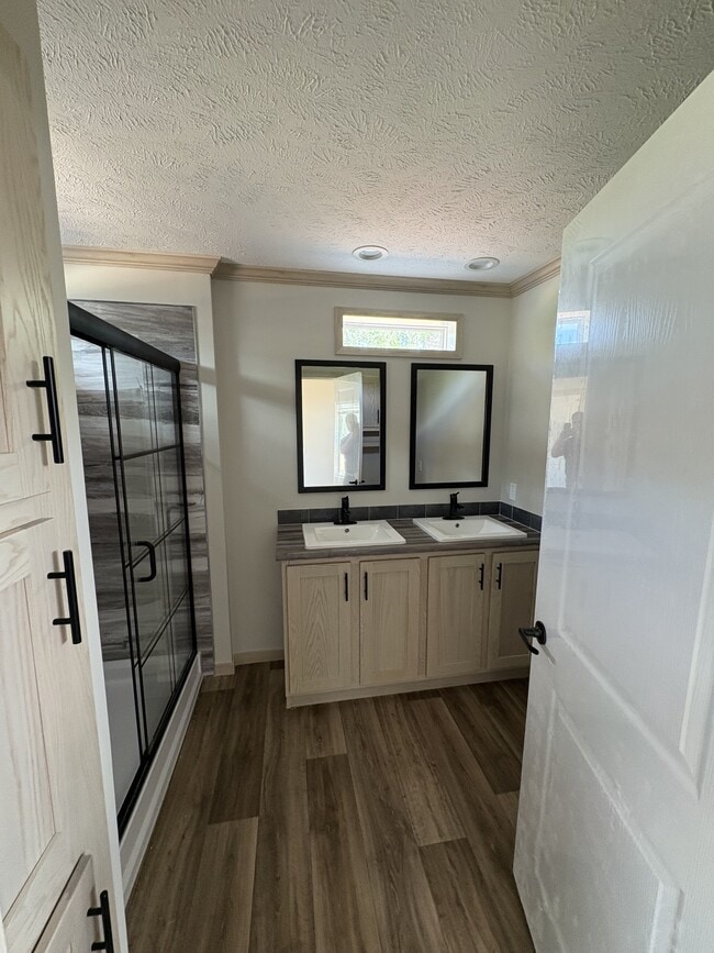 Building Photo - 400 Parker St