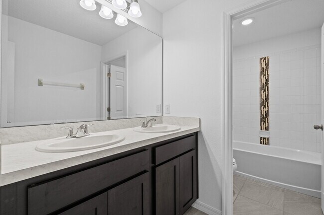 Building Photo - Spacious 4-Bedroom Home with Loft, Office & Private Backyard