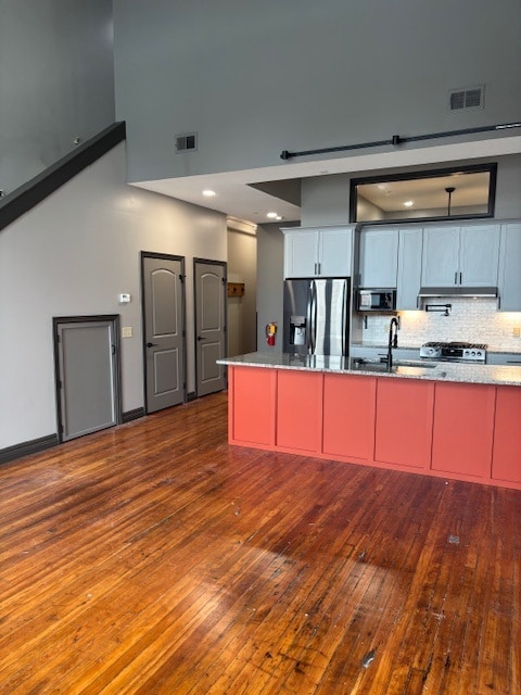 Kitchen Area - 715 Jefferson Ave