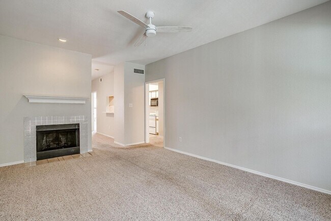 Building Photo - Nice 2 Bed, 2 Bath Second Story Condo Overlooking the Pool- 76107