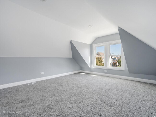 Building Photo - 5156 S Spaulding Ave