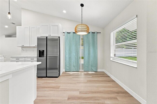 Building Photo - 2405 Appaloosa Cir