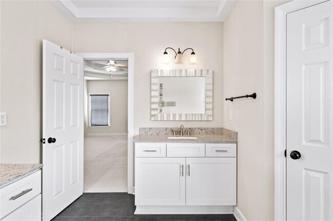 Building Photo - 1085 Arbor Creek Dr