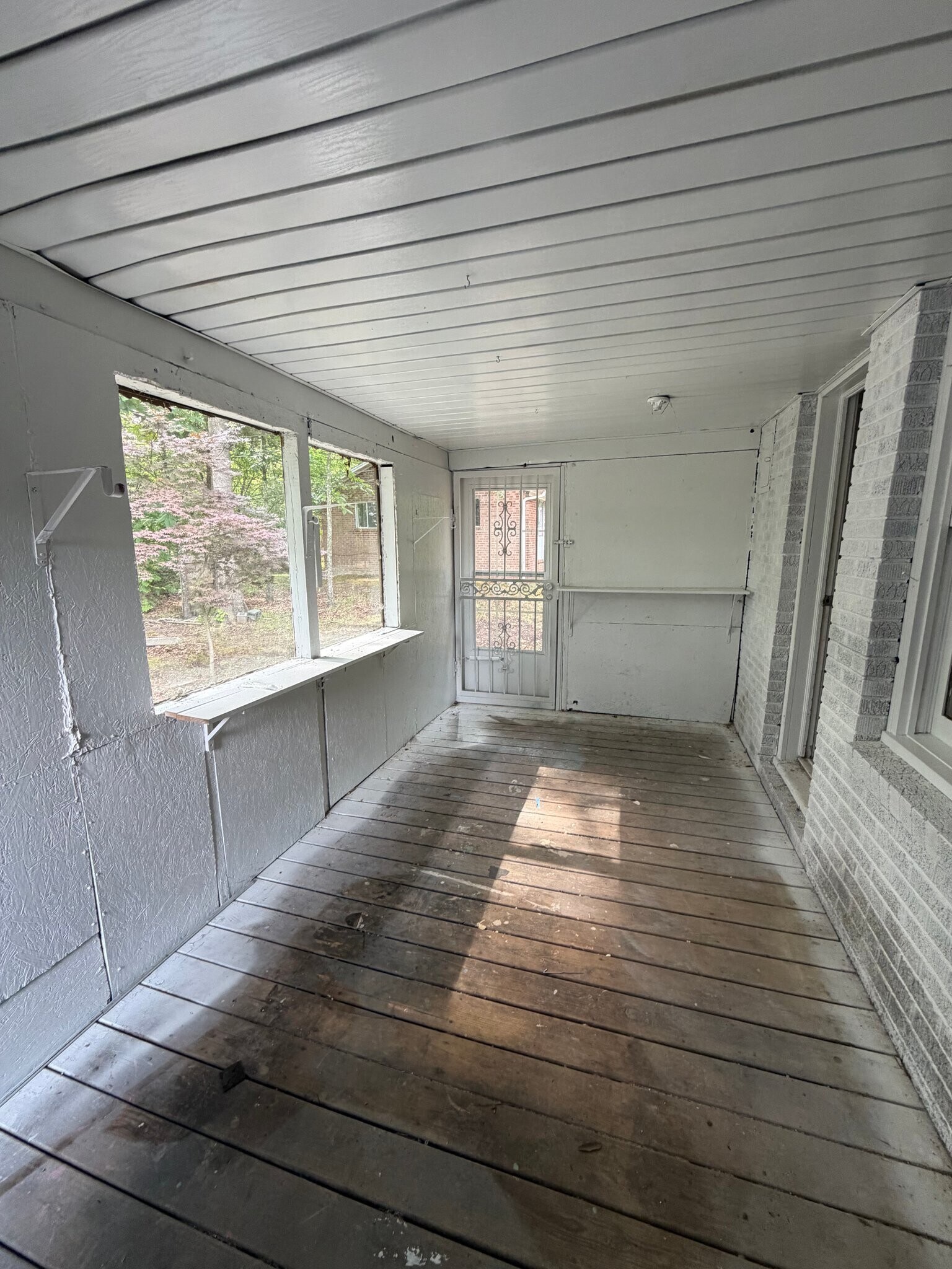 Building Photo - 116 Oakspring Ln