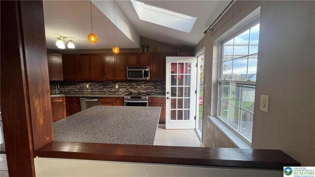 Building Photo - 520 Wild Mint Ln