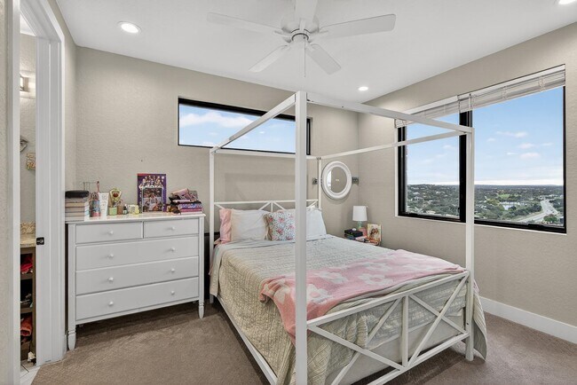 Building Photo - 209 Dalton Cir