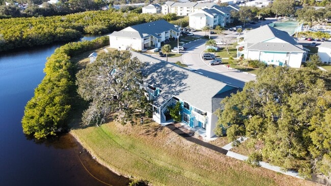 Building Photo - 455 US-19 ALT