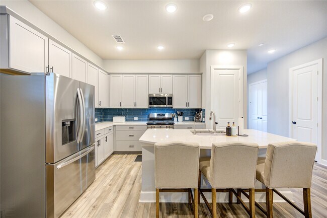 Building Photo - 11718 Cibolo Cyn Rd