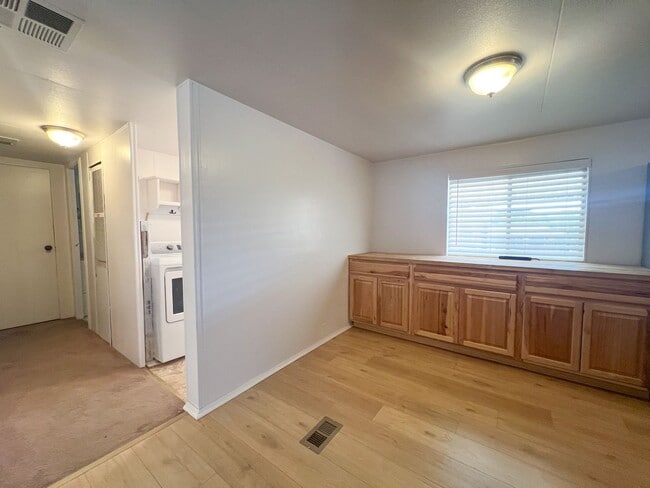 Building Photo - HOUSE - COTTONWOOD - VERDE VILLAGE