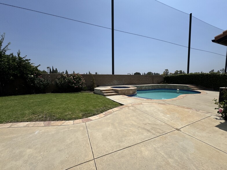 Building Photo - 10406 Sandlewood Ln