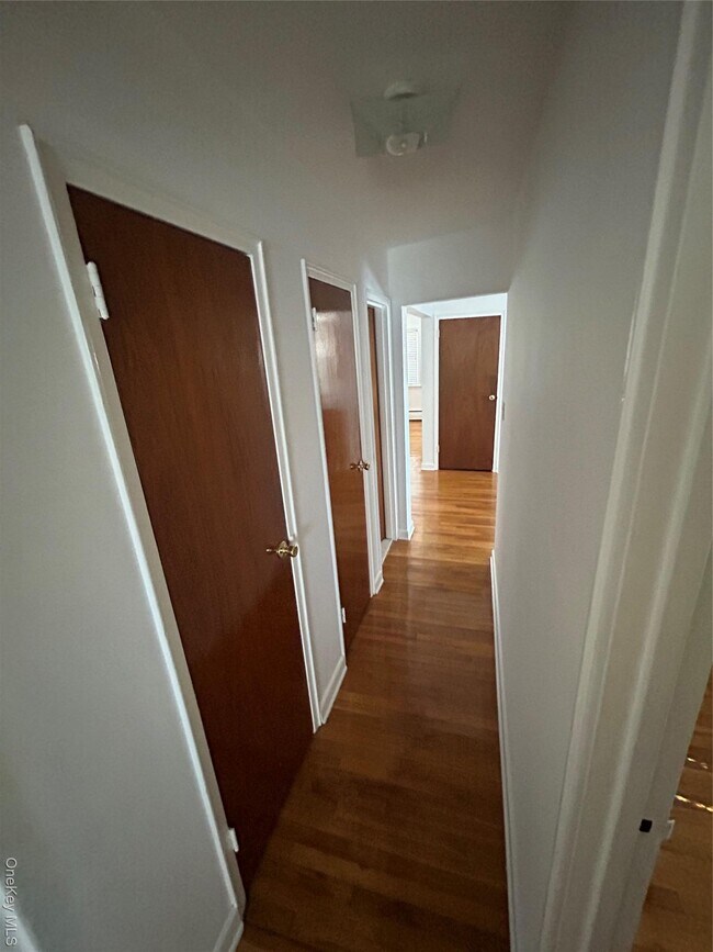 Building Photo - 60-46 69th Pl