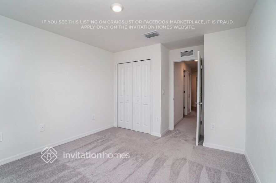 Building Photo - 7169 Greenwood Park Cir