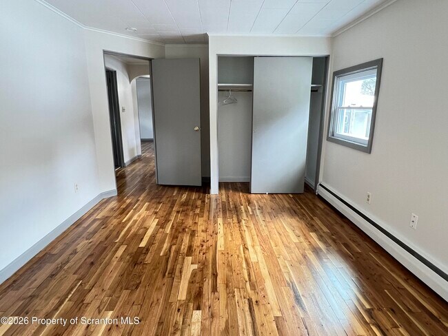 Building Photo - 214 Melrose Ave