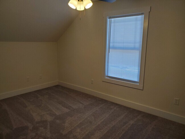 Building Photo - Convenient to Fort Pickett and Downtown Blackstone