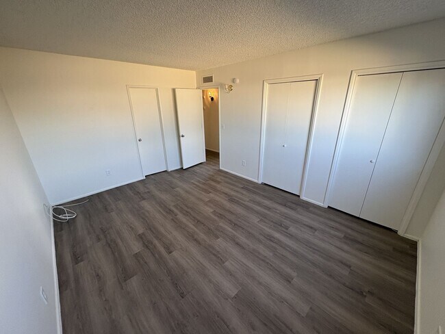 Building Photo - East Side Home for Rent