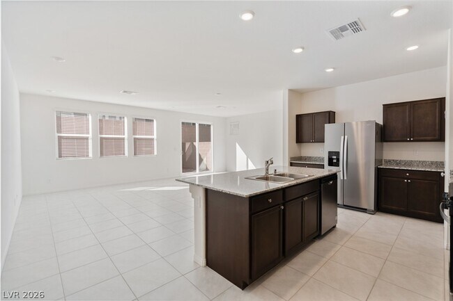 Building Photo - 9079 Vesey Ave