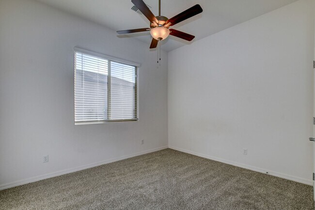 Building Photo - Home for rent in Prescott Valley!