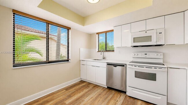 Building Photo - 11830 SW 80th St