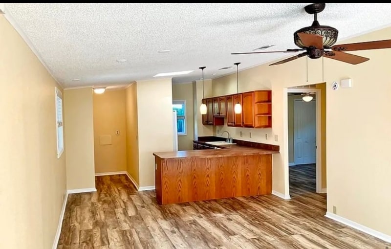 Building Photo - 1535 Gulf Coast Dr