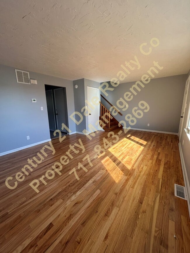 Building Photo - Meade Street 215-217