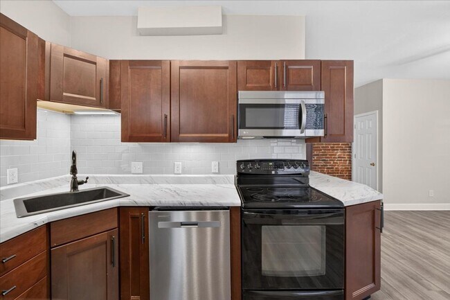 Building Photo - 4252 Castleman Ave