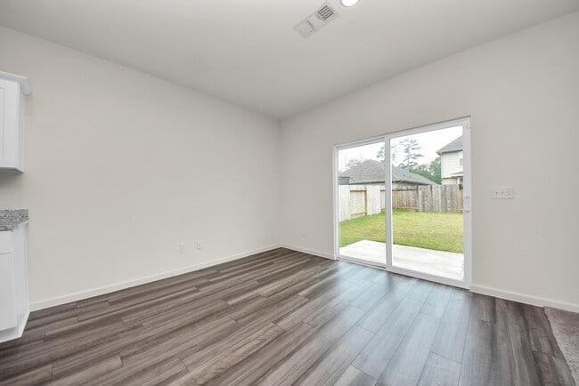 Building Photo - 18740 Lucas Michael Wy