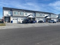 Building Photo - Huckleberry Townhomes