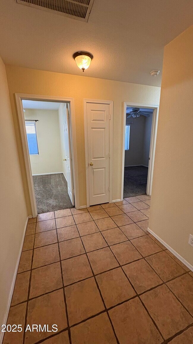 Building Photo - 13002 W Hearn Rd