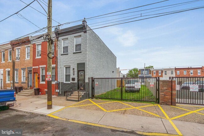 Building Photo - 3047 Janney St