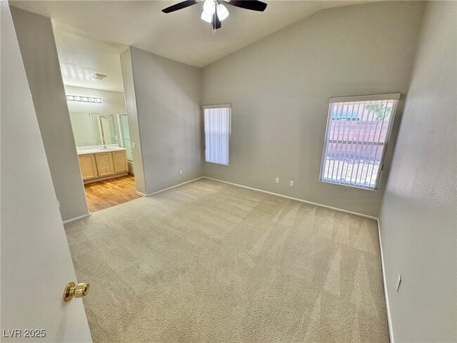 Building Photo - 5323 Estornino Ave