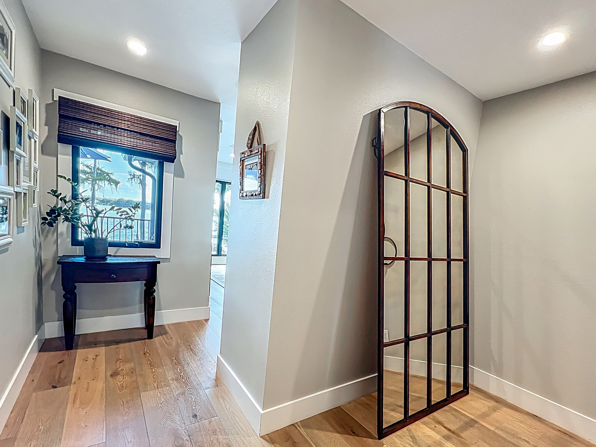 Master Bedroom Foyer - 281 Shell Pt E