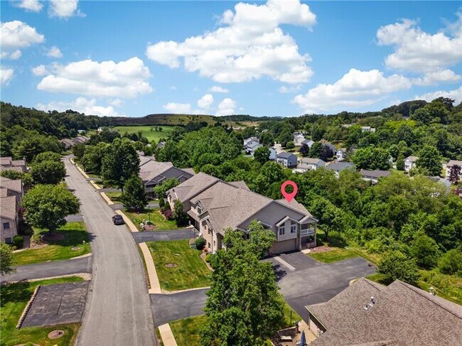 Building Photo - 9704 Sundance Dr