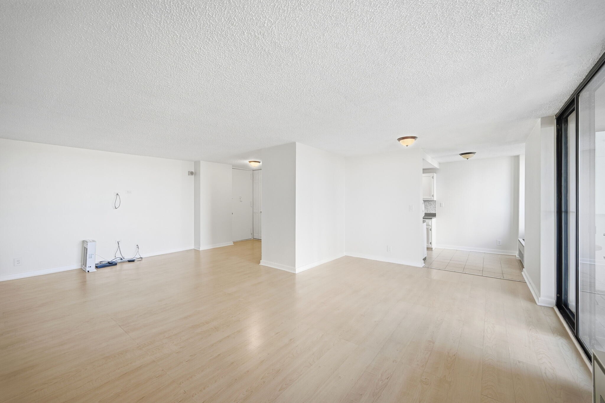 Building Photo - 300 Winston Dr