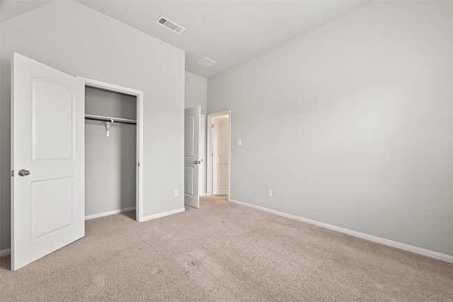 Building Photo - 19103 Goodnight Peak Tr