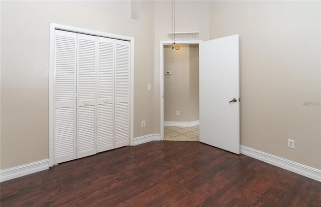 Building Photo - 12860 Waterhaven Cir