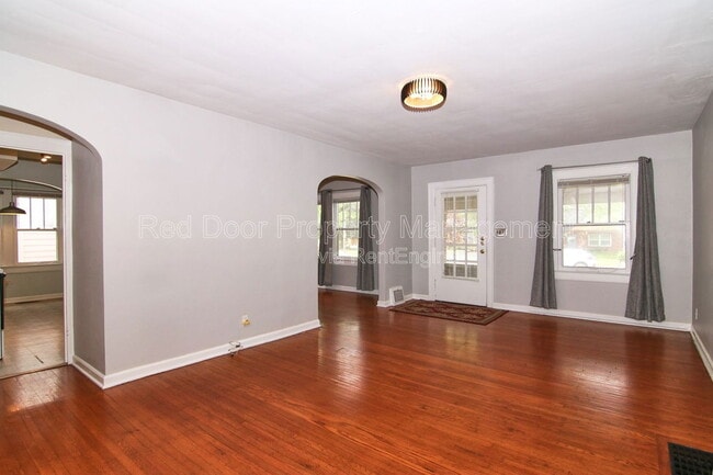 Building Photo - 6055 Central Ave