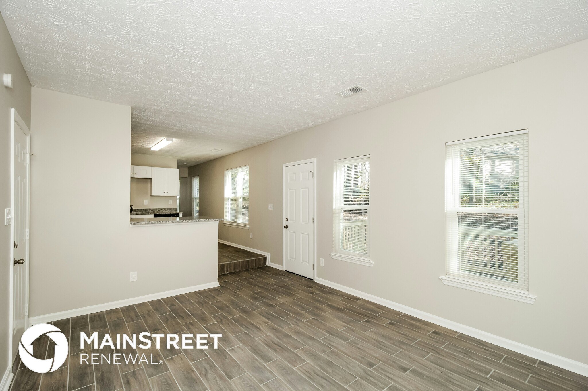 Building Photo - 1358 Ling Dr