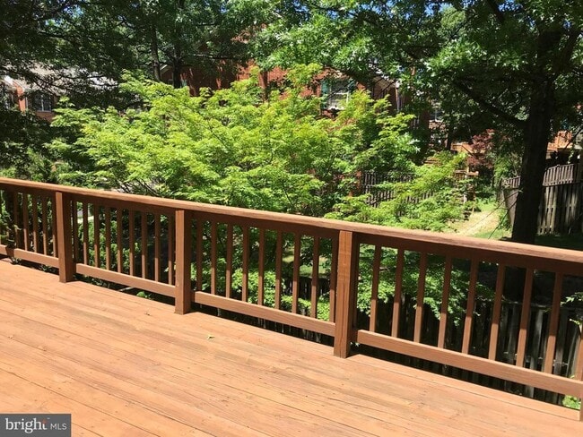 Building Photo - 6304 Crooked Oak Ln